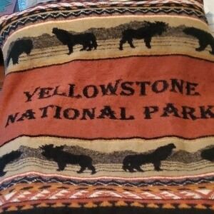 Earth Ragz Vintage 90's-Y2K Vivid Yellowstone Nat'l Park Aztek ~ 46" x 48" Throw